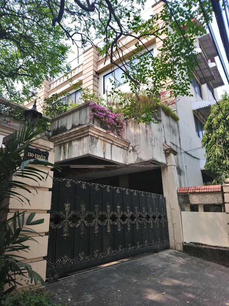 gate1