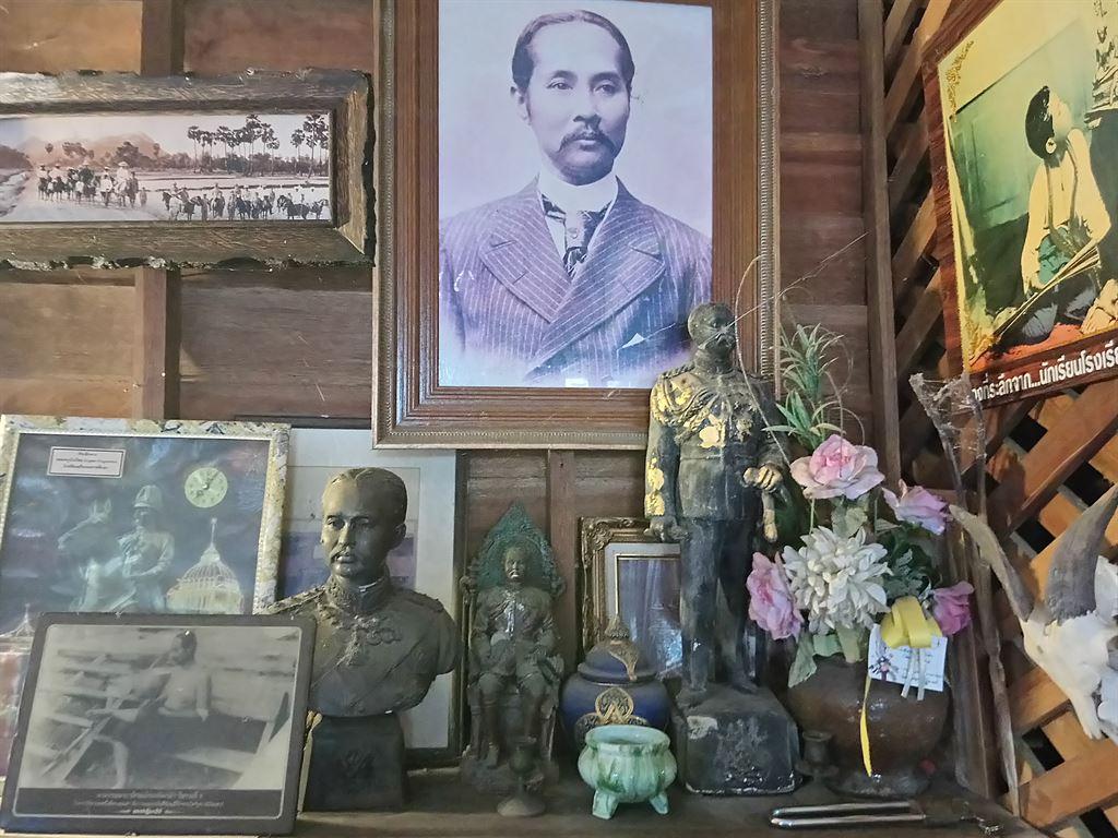 memorabilia