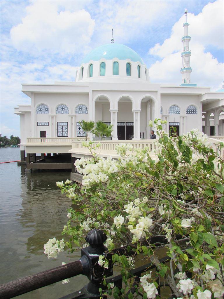 mosquefrombank