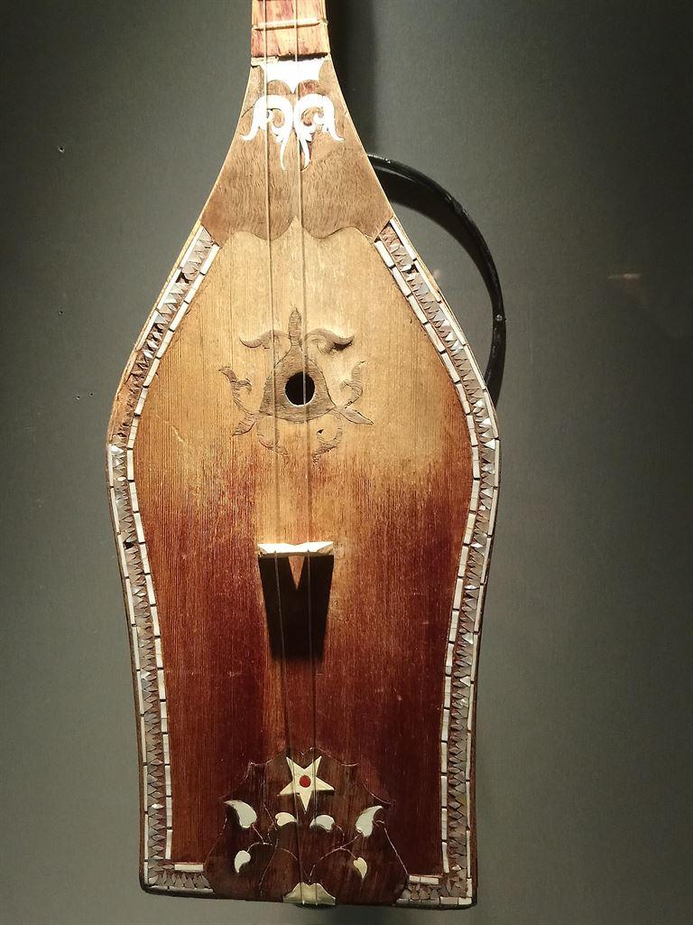 instrument1