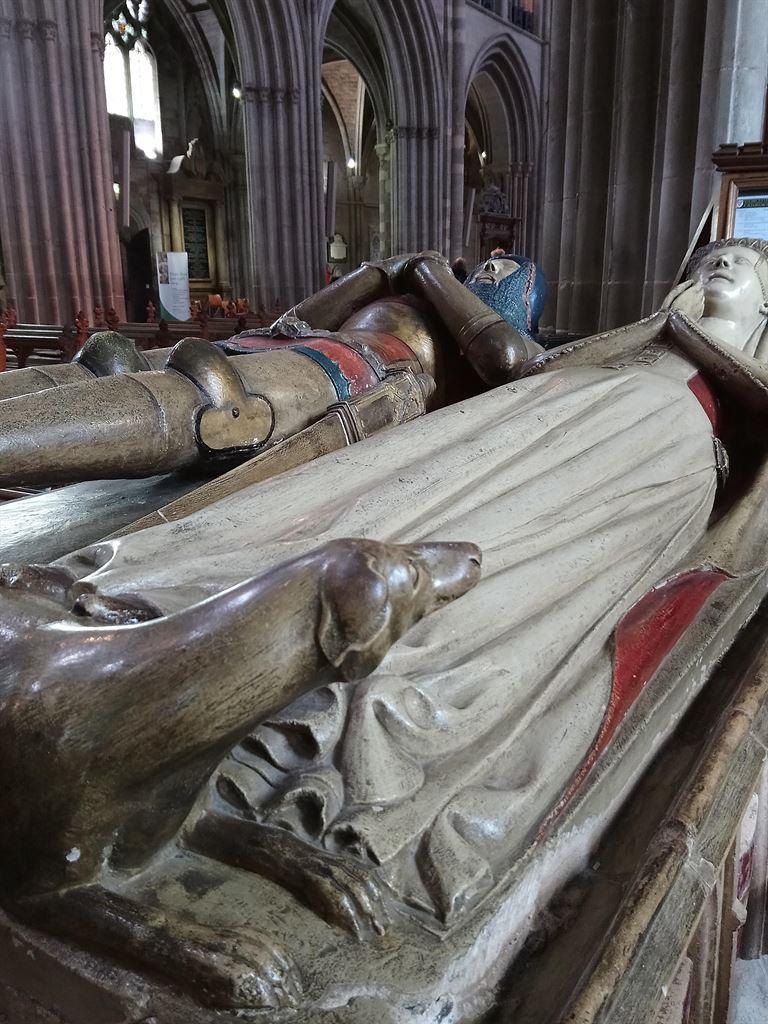 tomb3