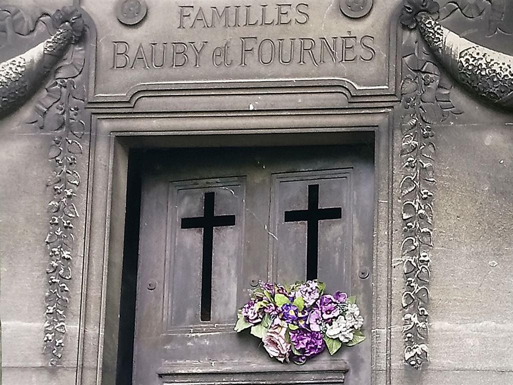 grave