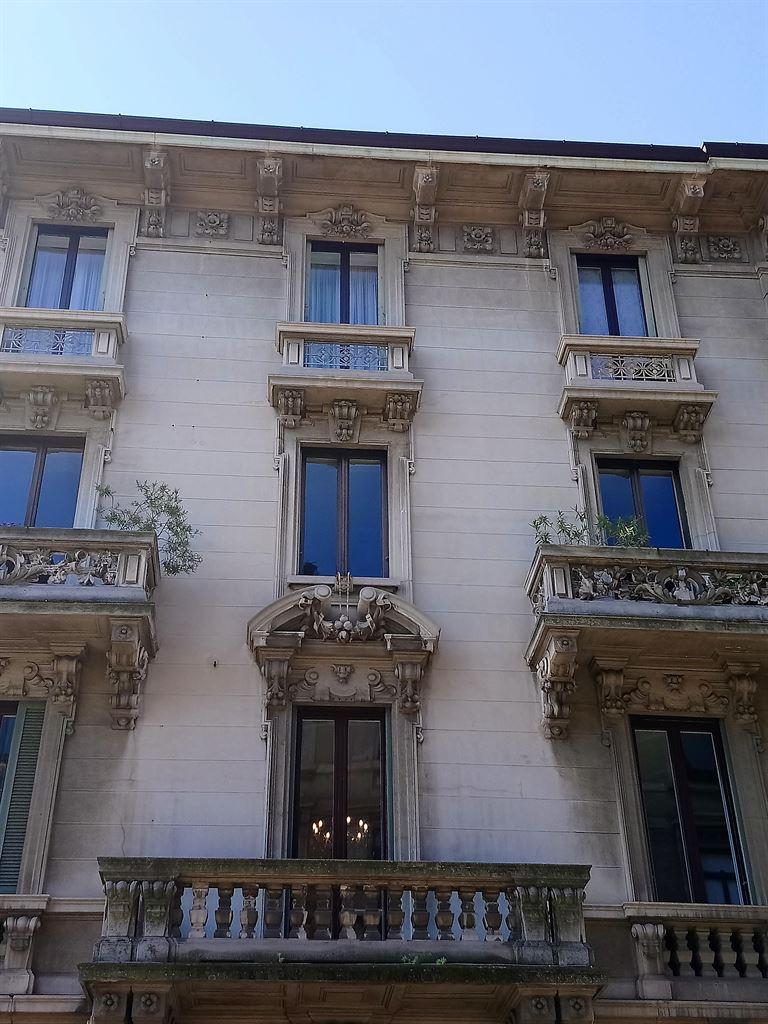 balconies