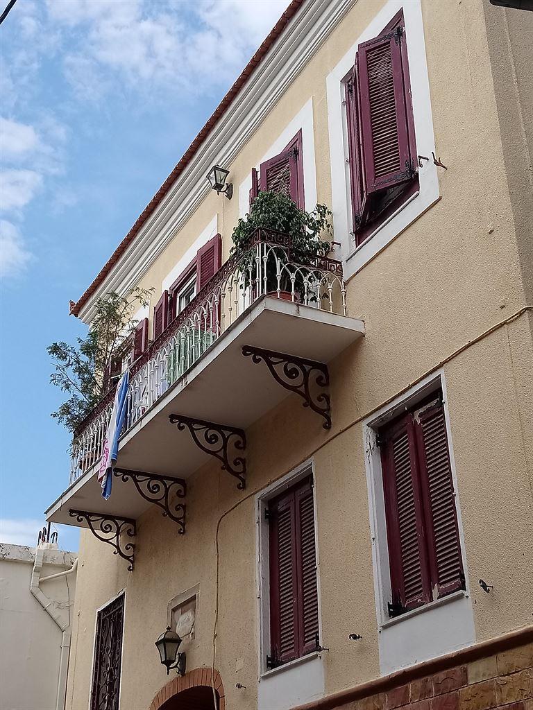 balconies1