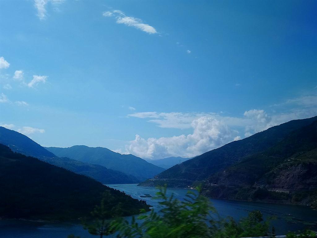 dam