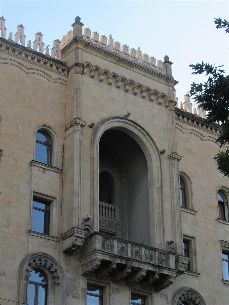 building2
