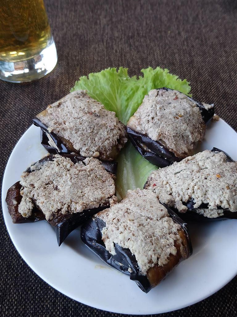 eggplant&walnut