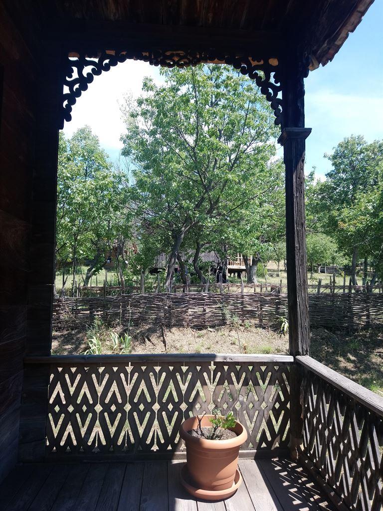 veranda