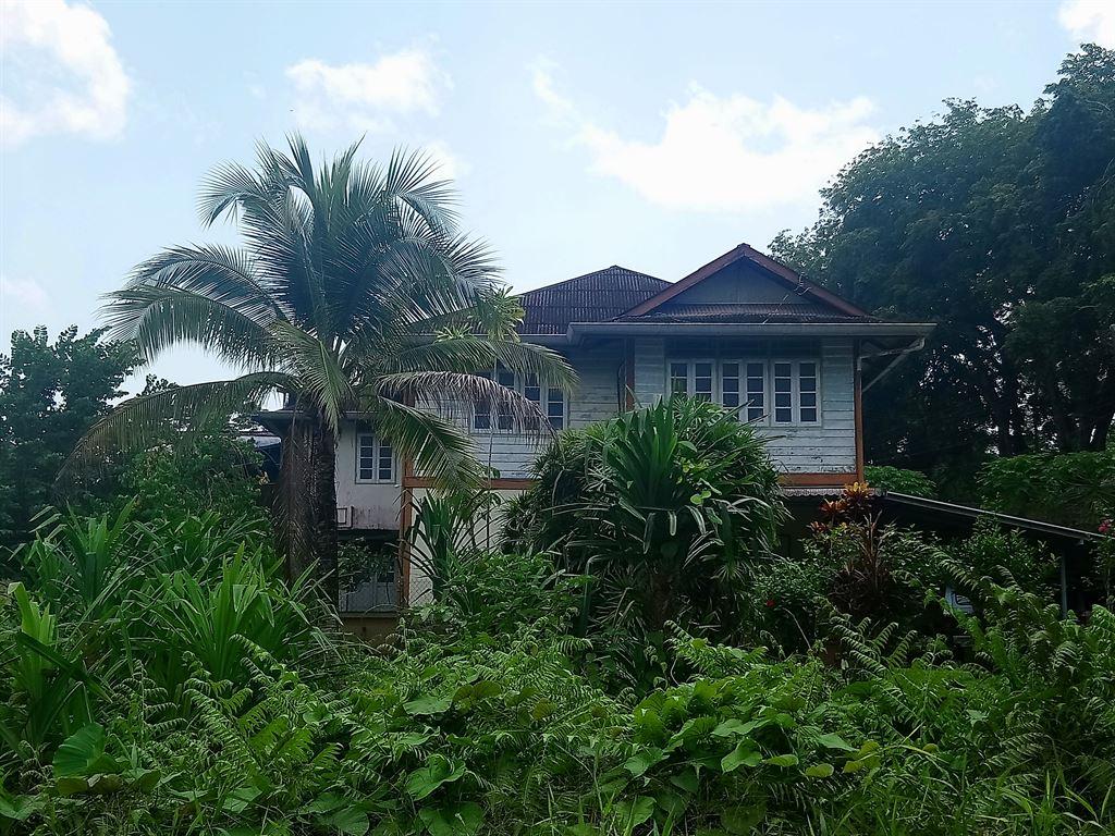 houseopposite
