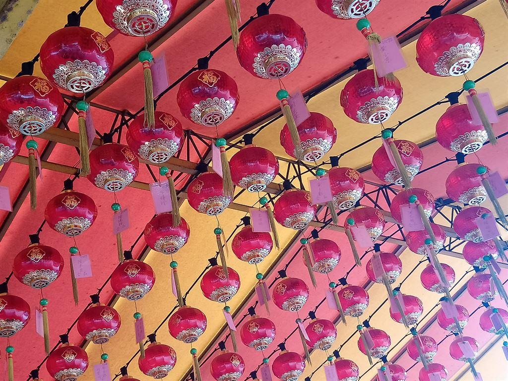 lanterns