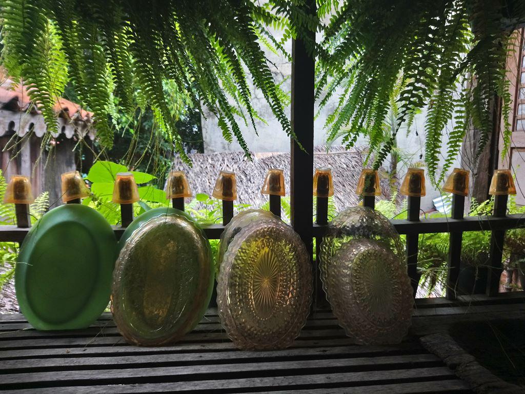 13glass