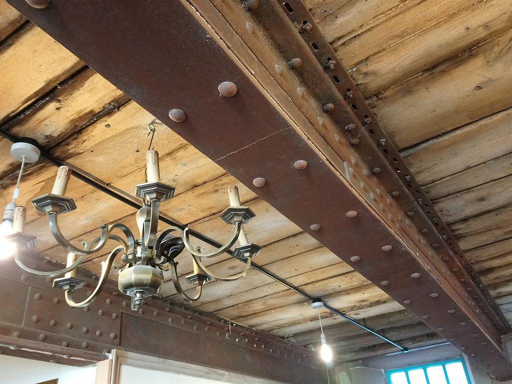 beams