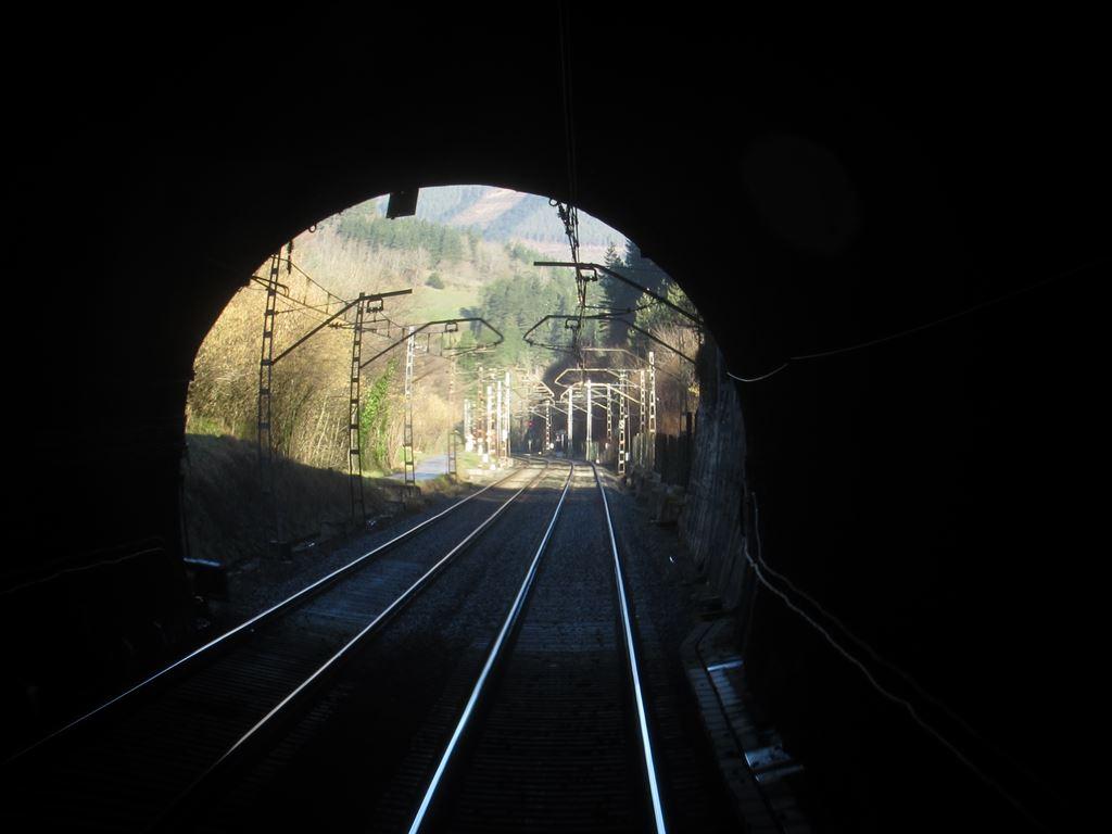 tunnel
