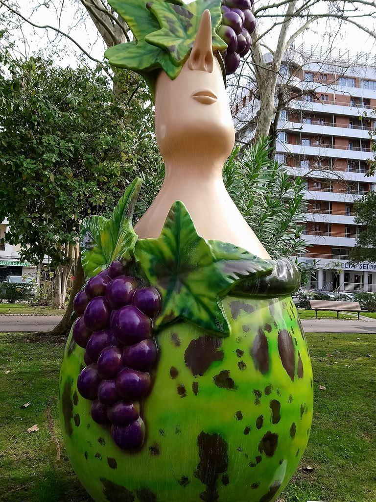 setubalfruitwoman