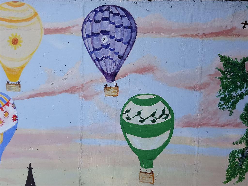 balloons