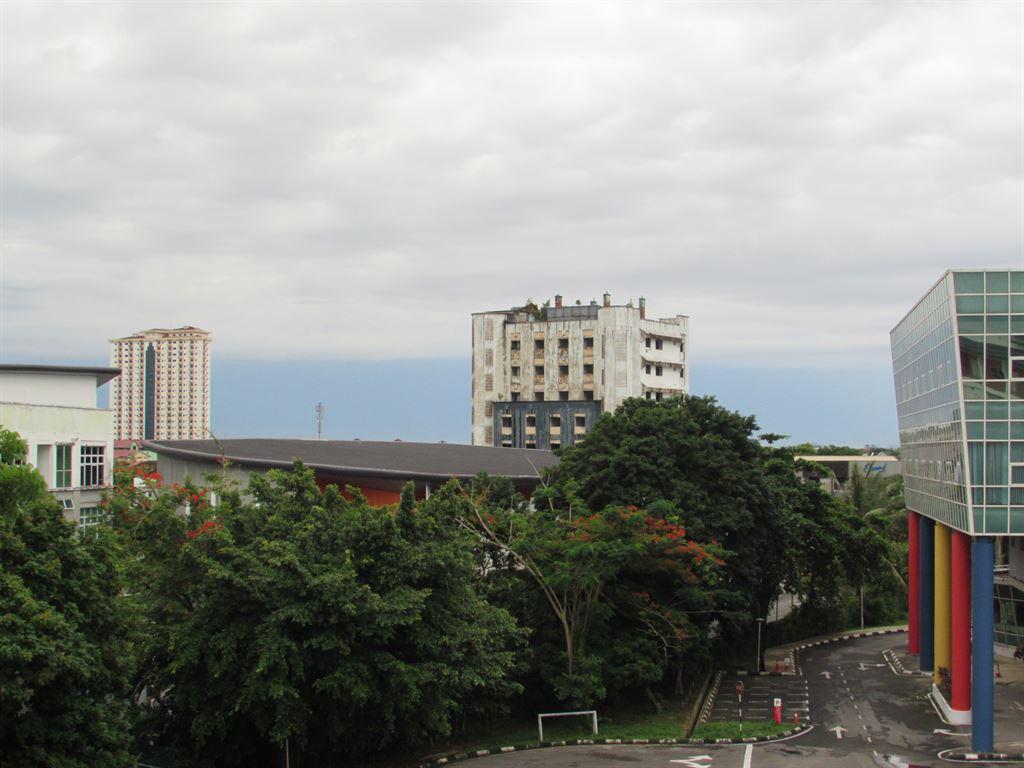 view1