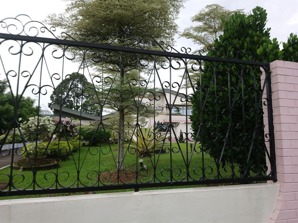 gates