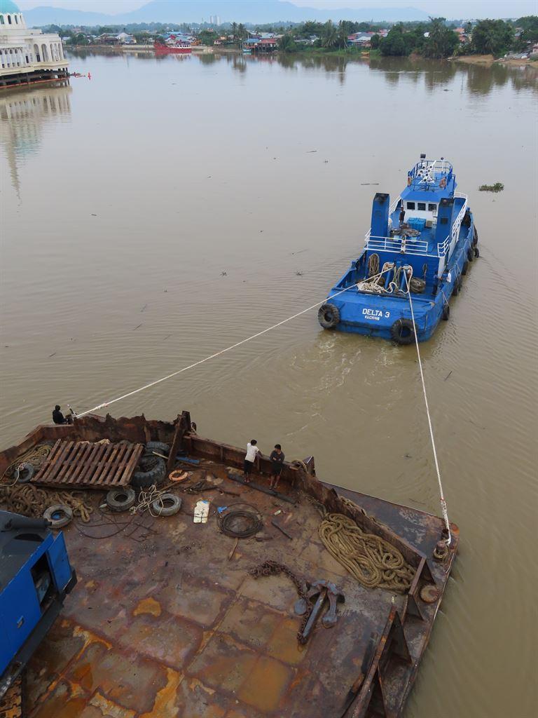 barge5
