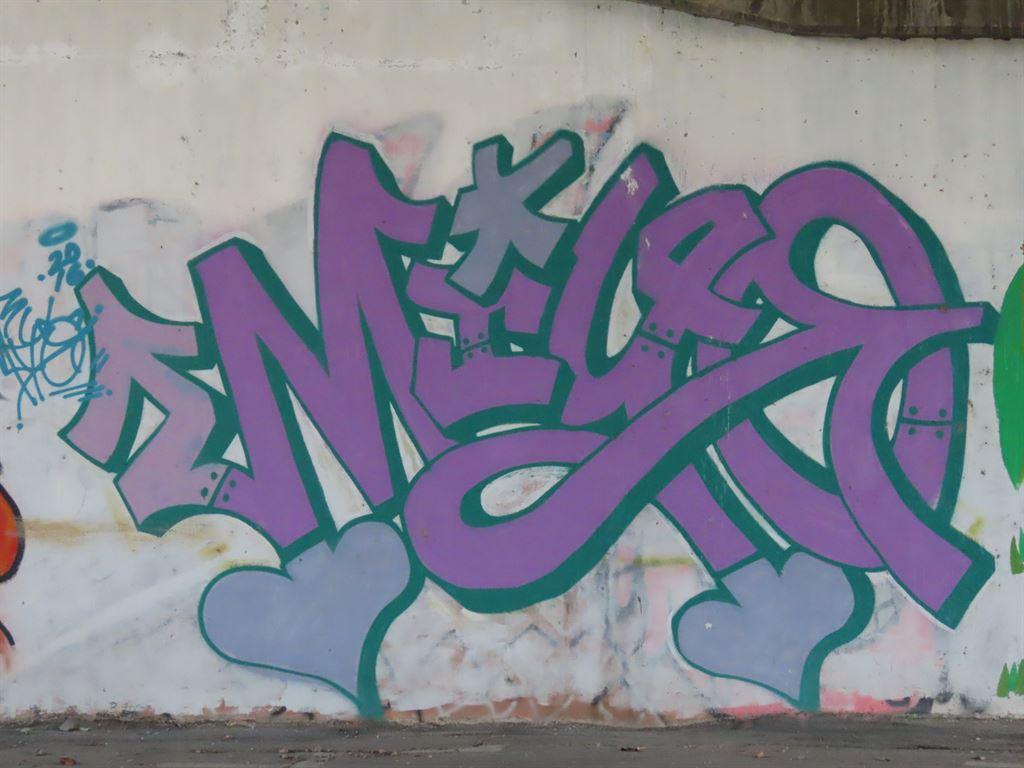 graffitiknot