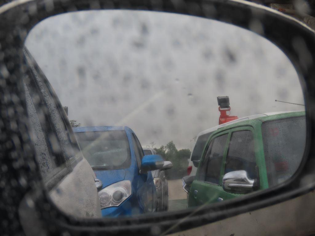 rainyboat2