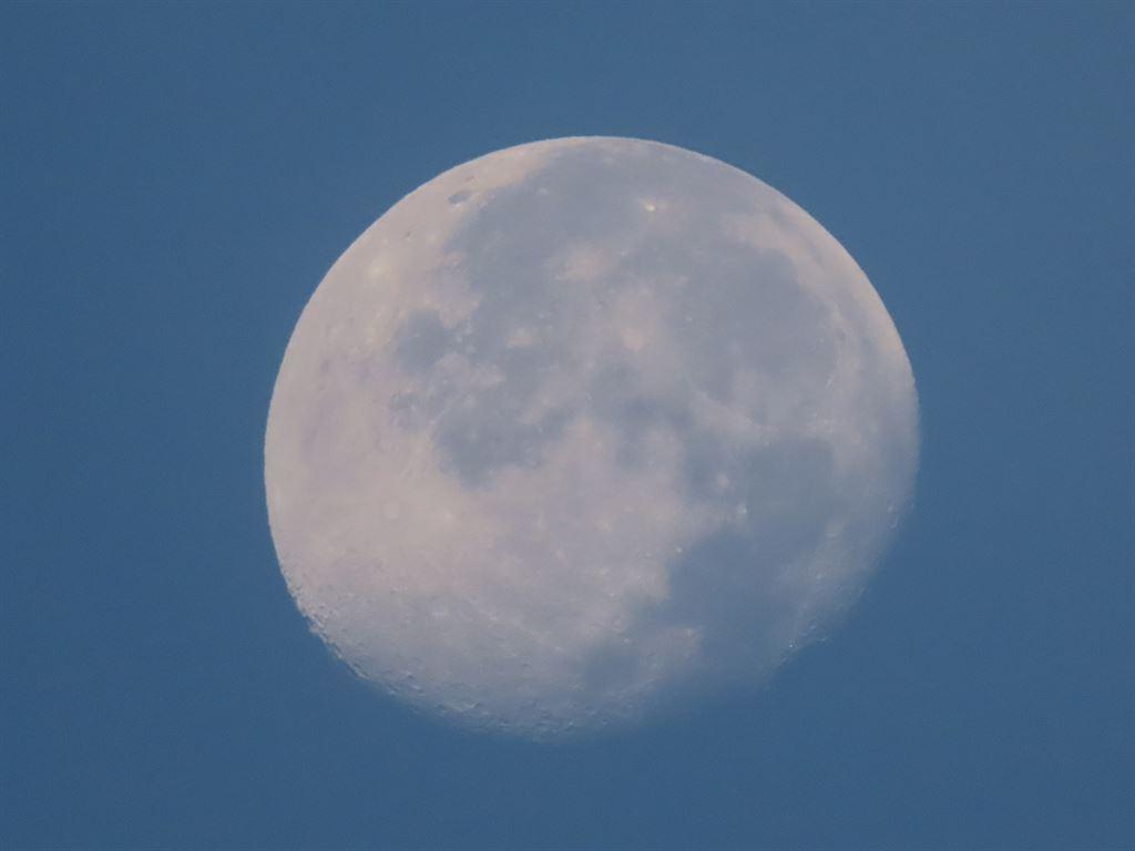 moon1