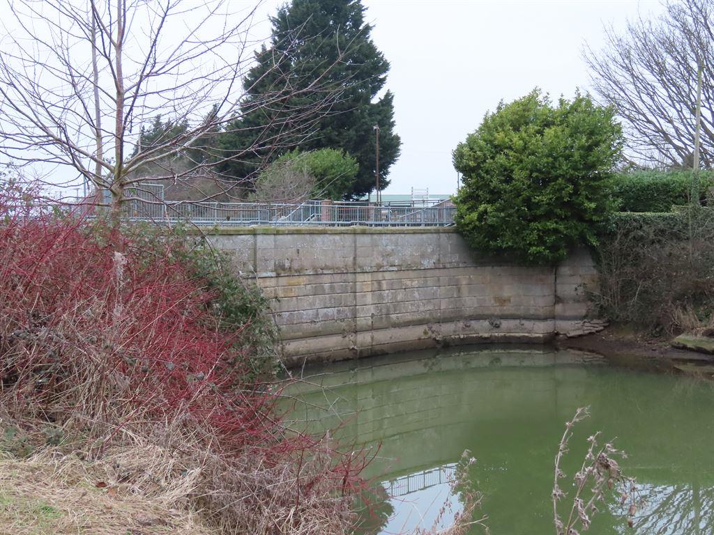 aqueduct