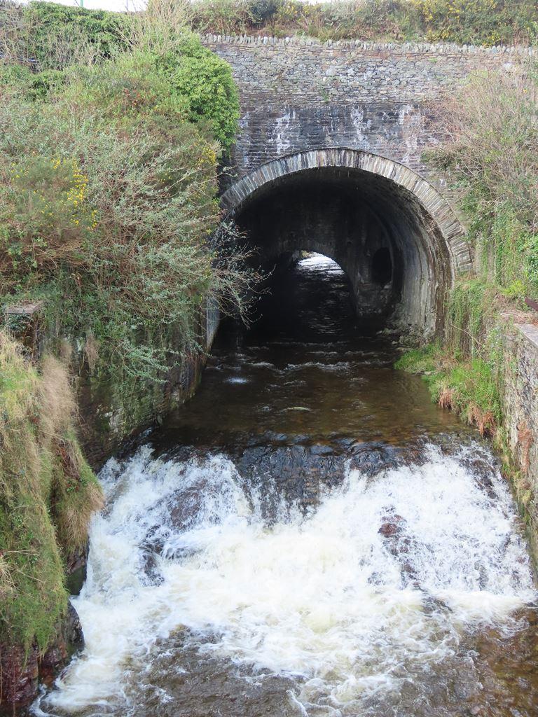 tunnel
