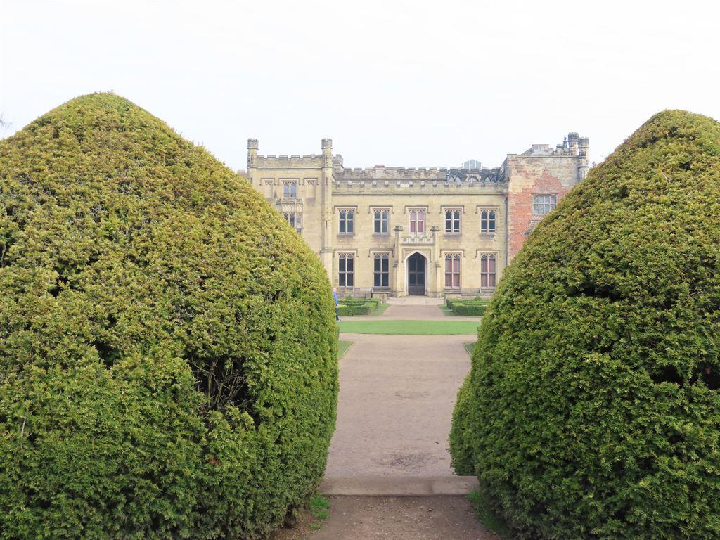 topiary3