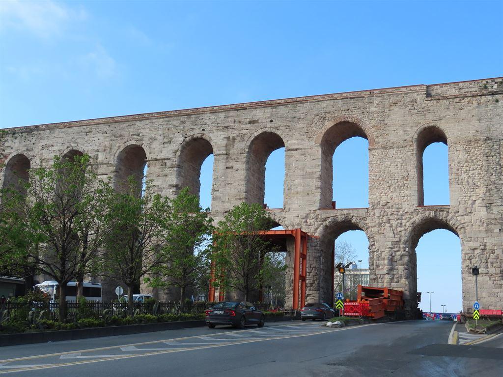 aqueduct1