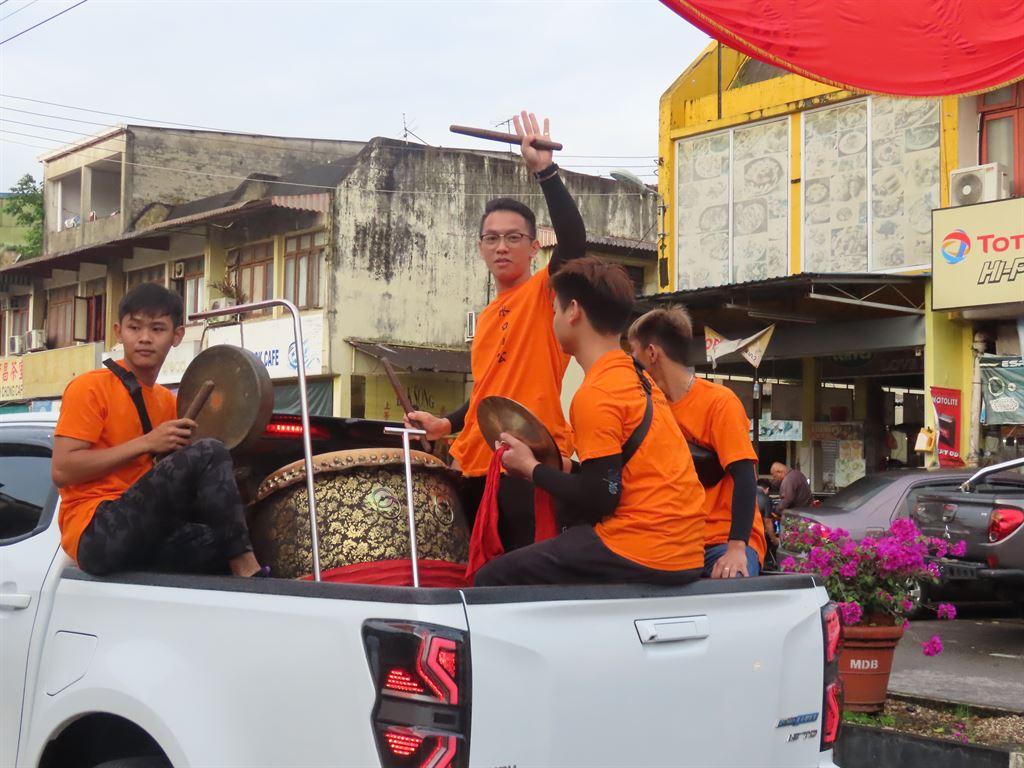 orangeguys