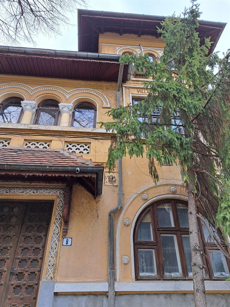 yellowhouse