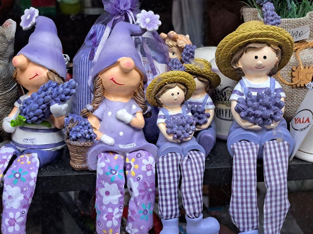 dolls