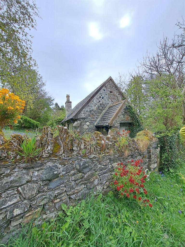 cottage