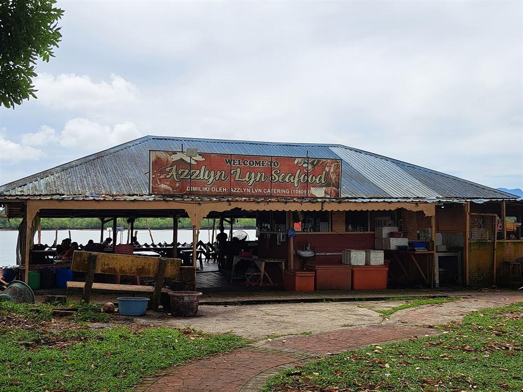 azzlyn