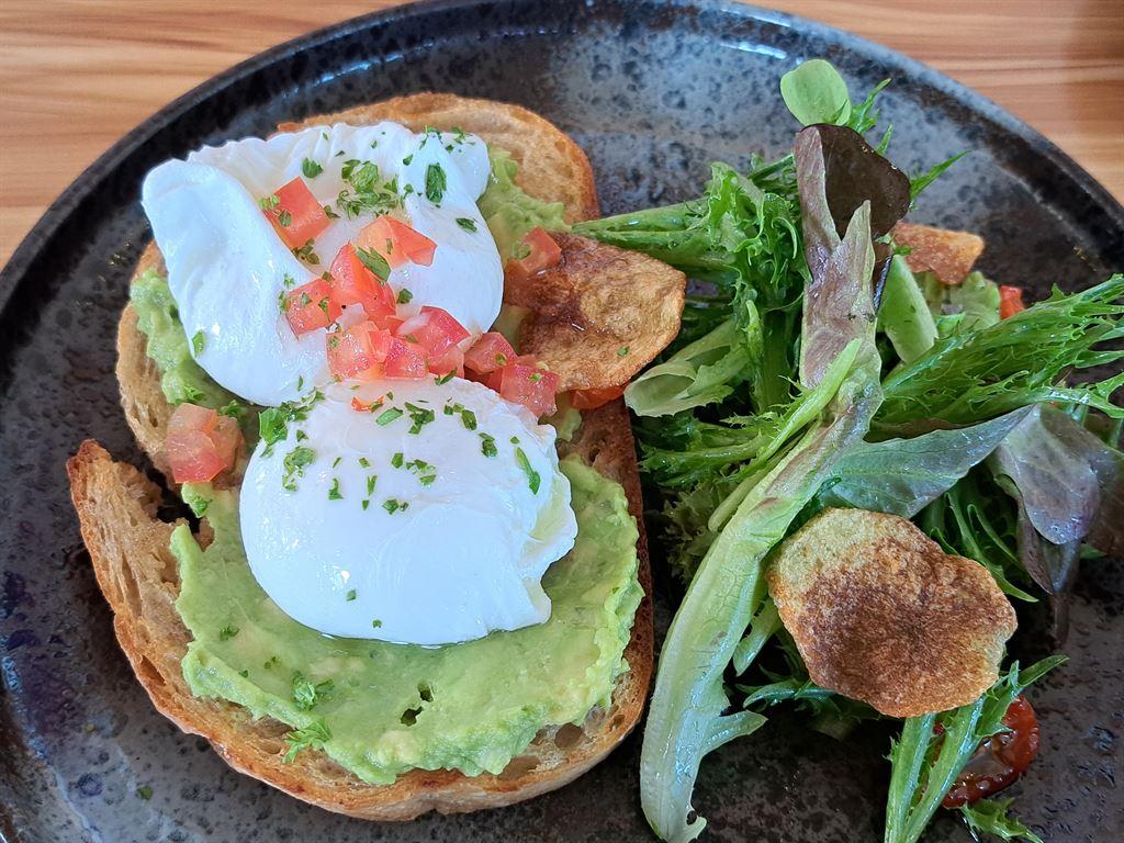 avo