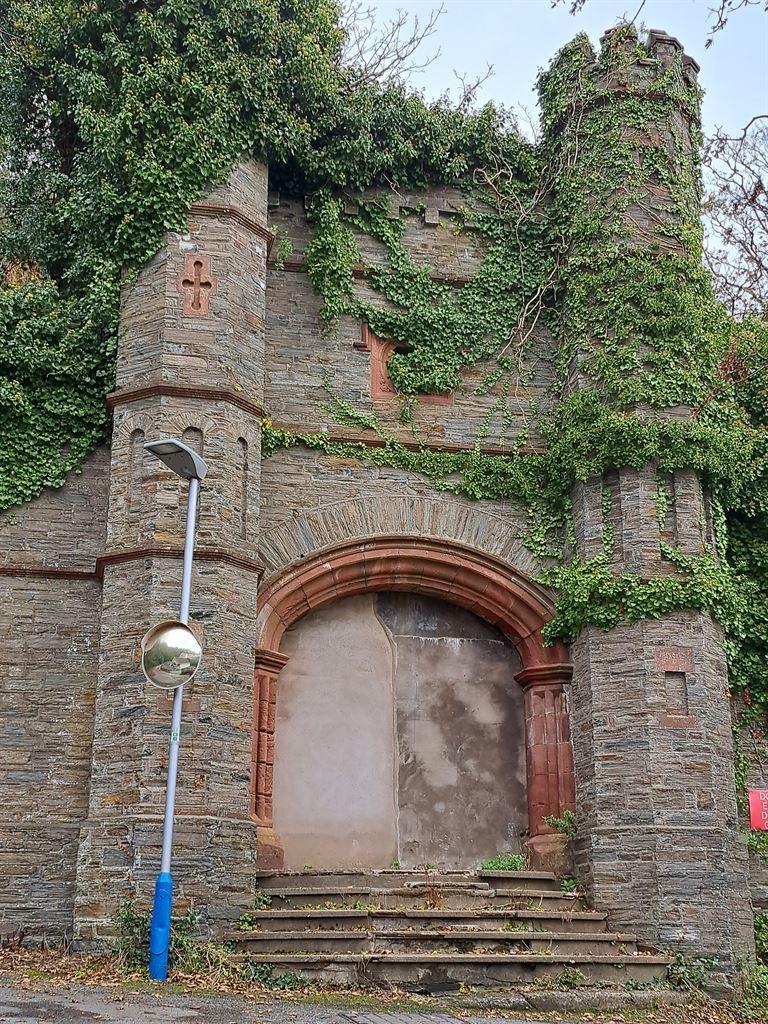 falconcliff1