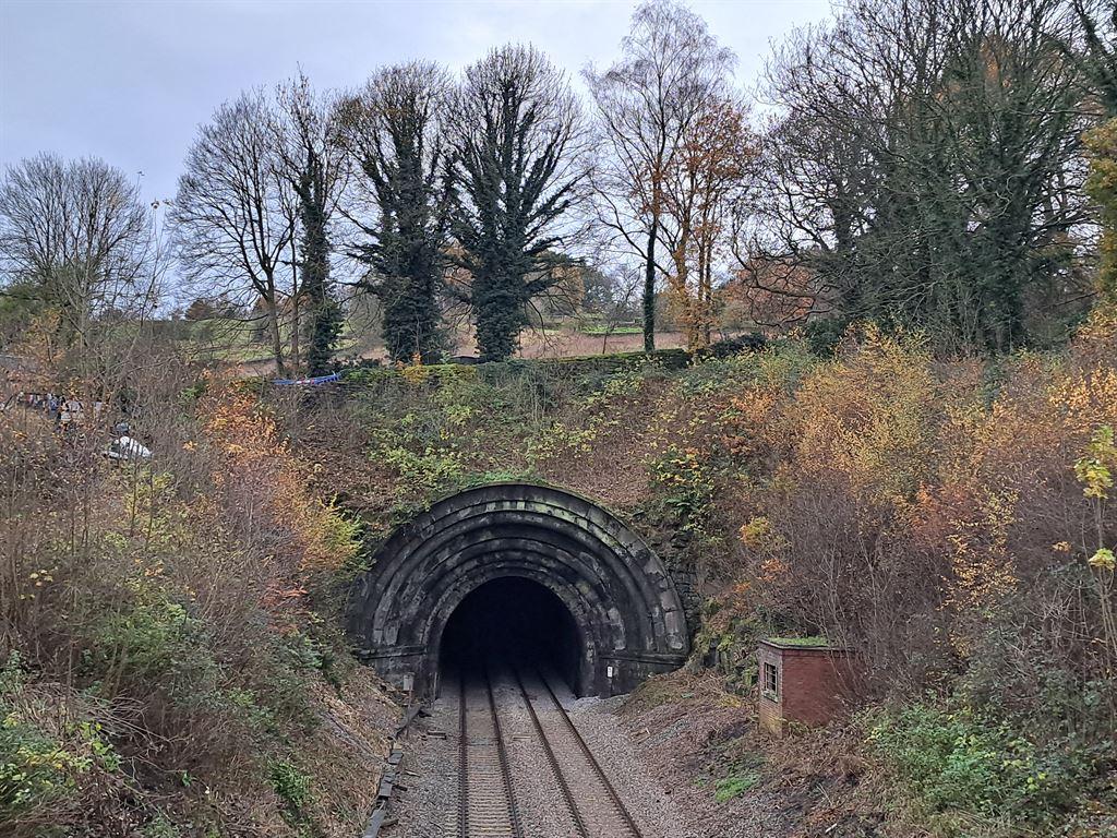 tunnel