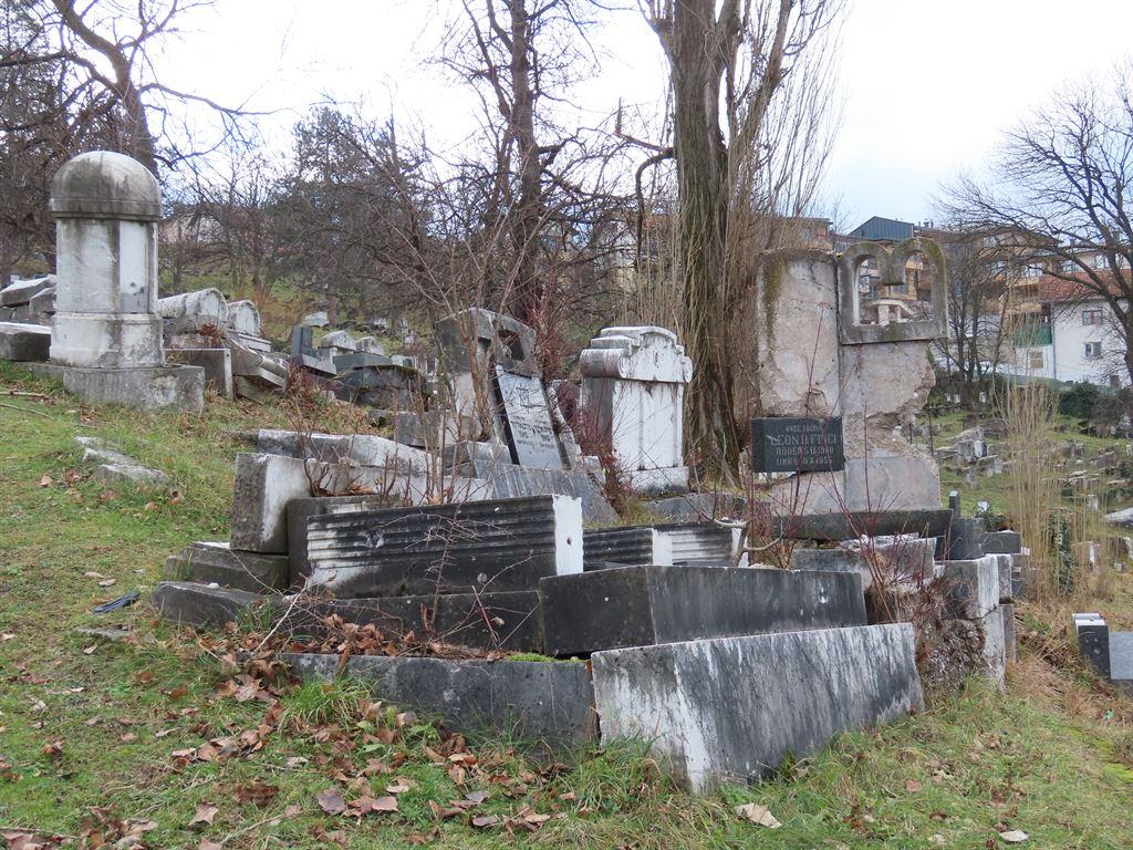 graves1