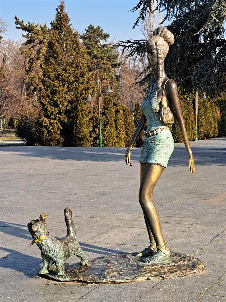 girl&dog