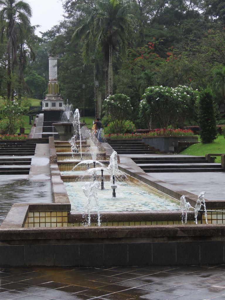 fountains1