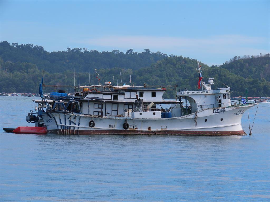 fishingboat1
