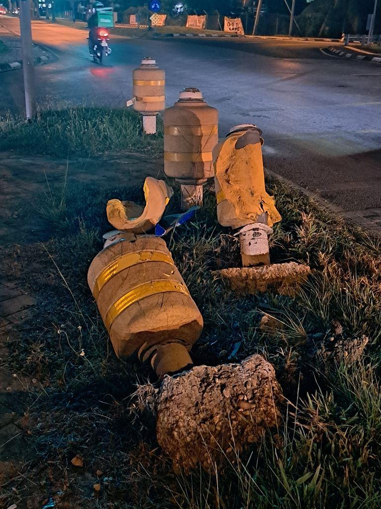 bollards