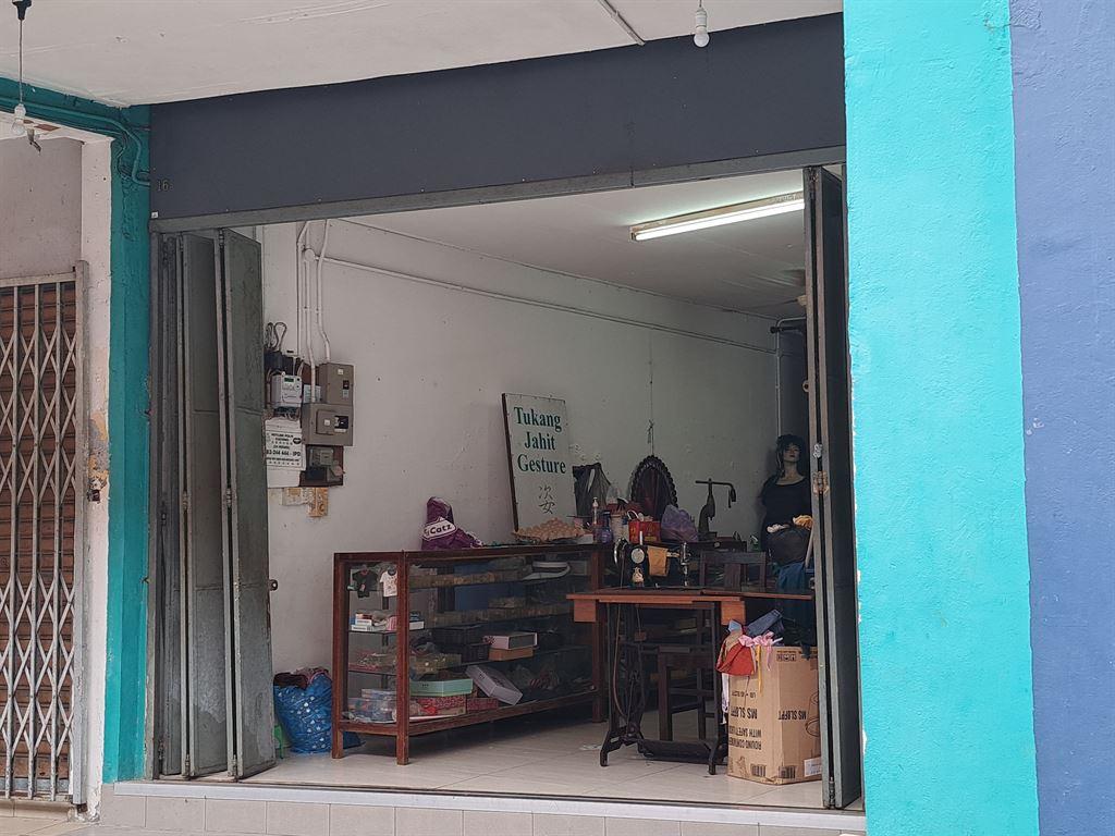 tailor