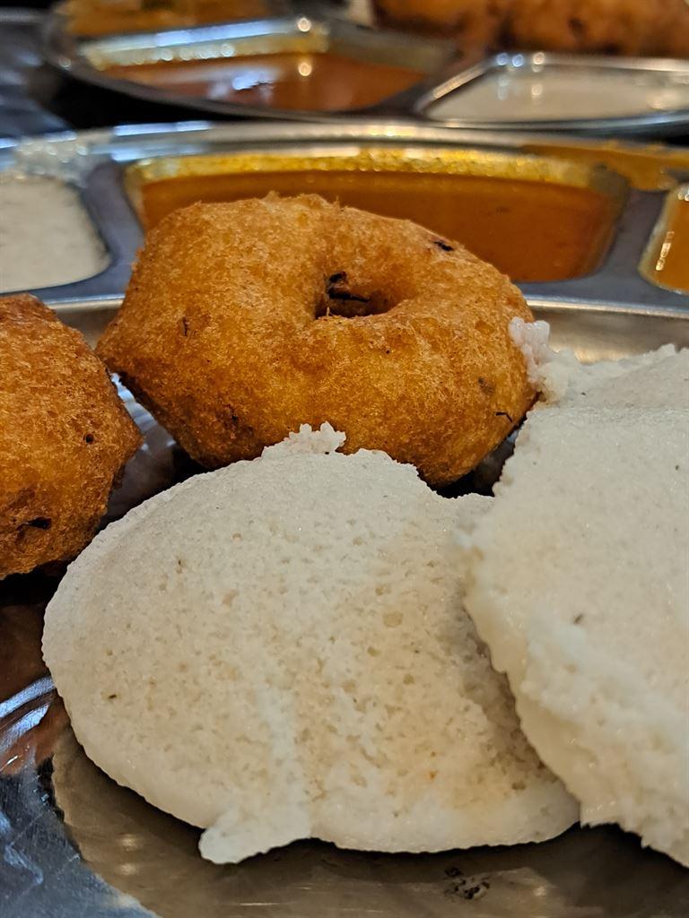 vadai&idlis