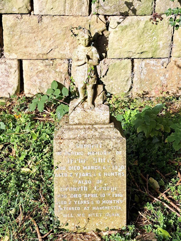 grave2