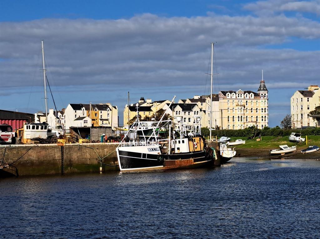 boat&buildings