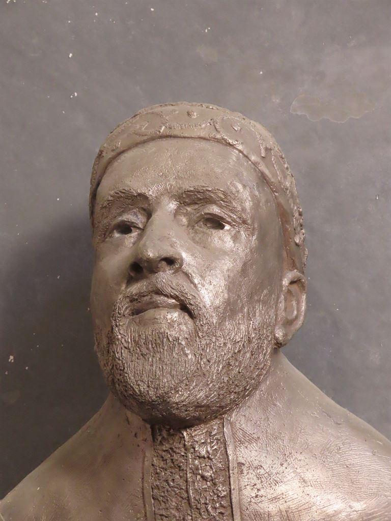 bust