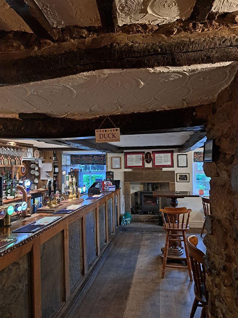 bar