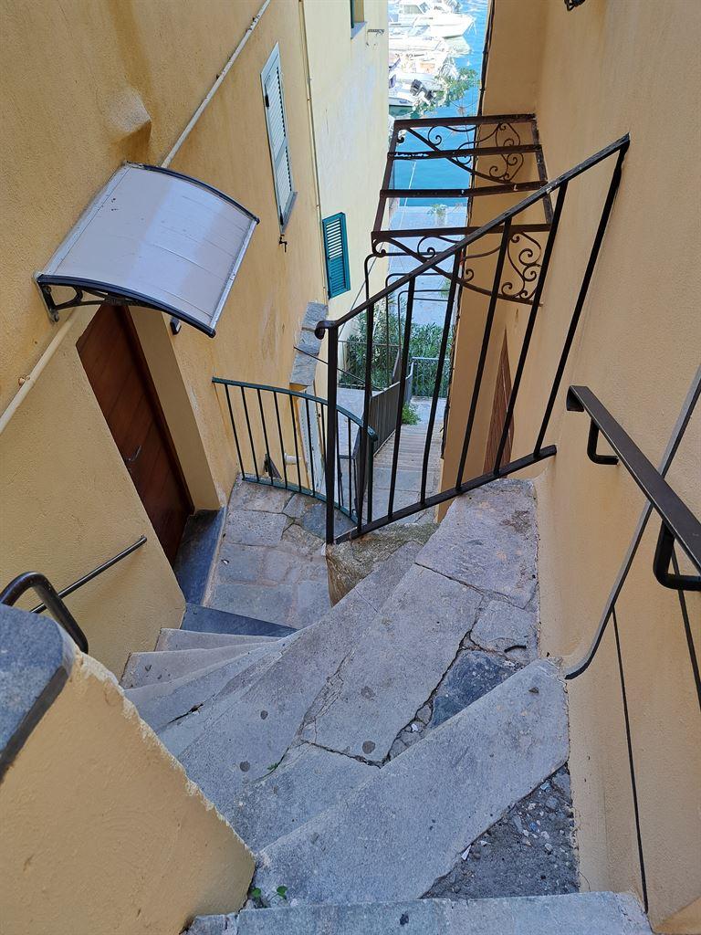 stairs2