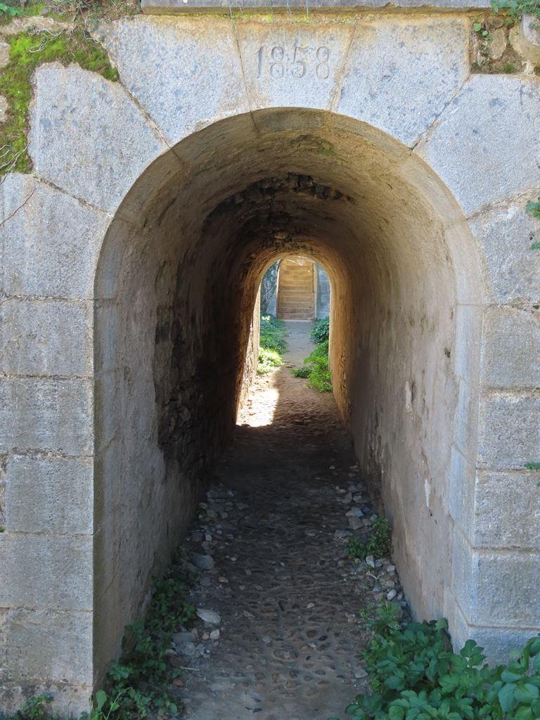 tunnel